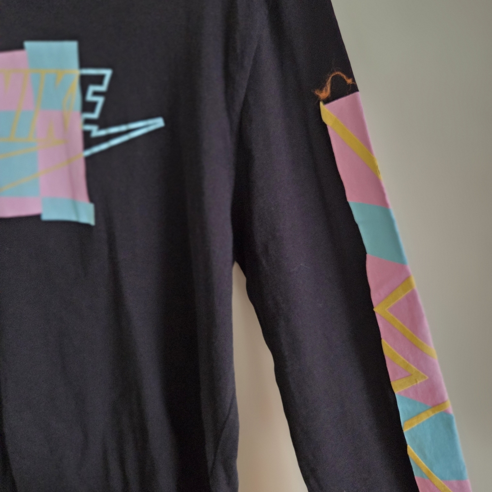 Nike Sportswear Mens Futura Shapes Graphic T-Shirt Size Medium - Picture 5 of 8